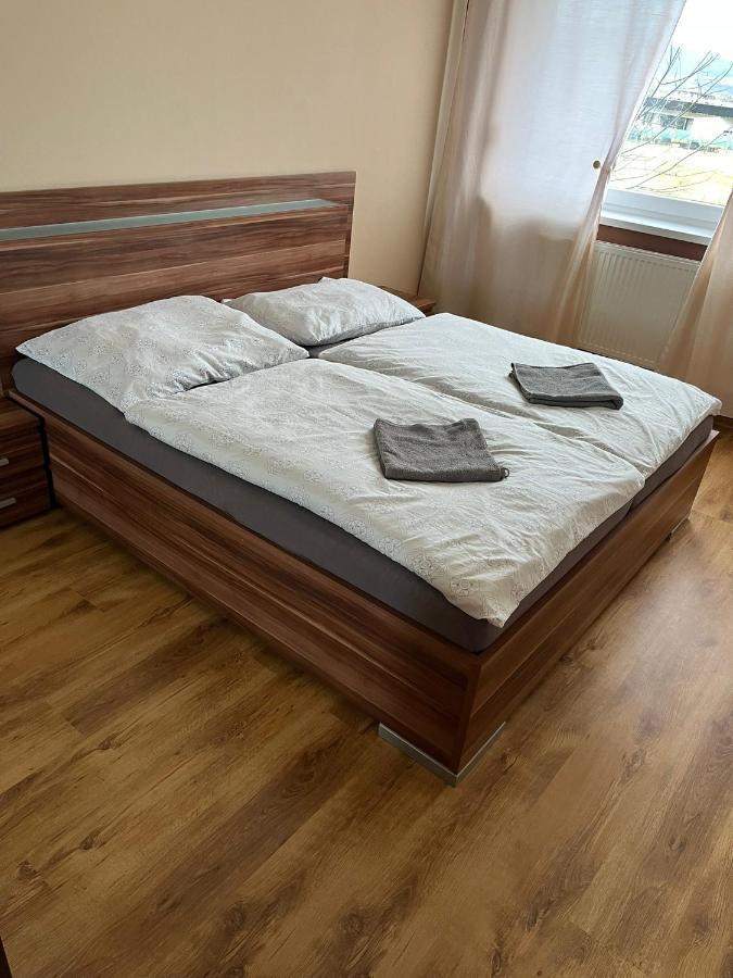 Apartman Zuzu Trenčín Екстериор снимка